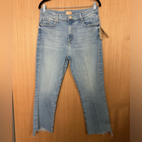 MOTHER The Insider Crop Step Fray Jeans, Size 33 (v) - Picture 3 of 13